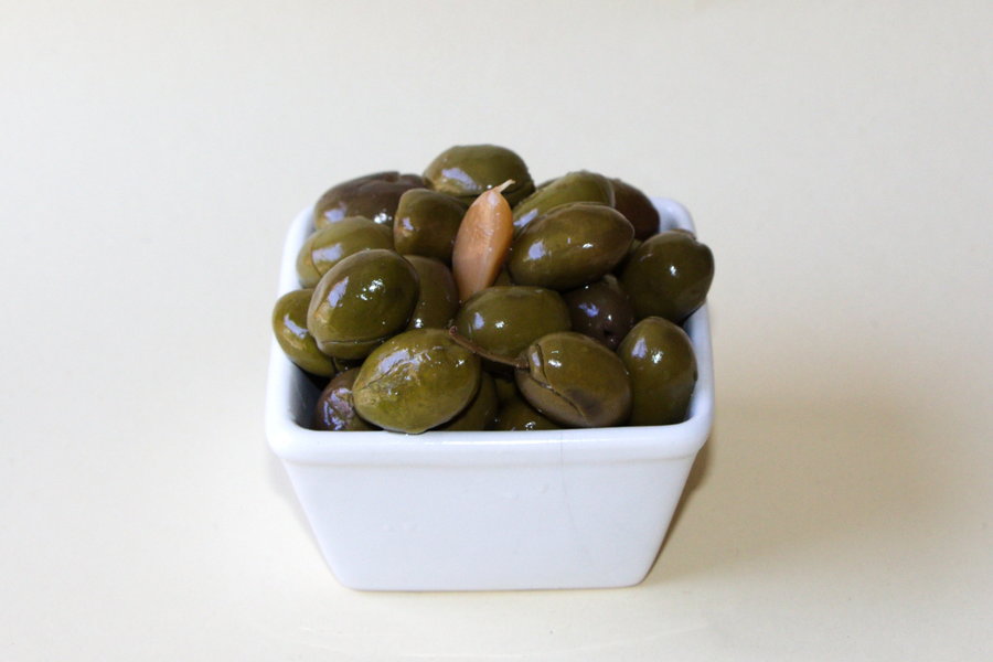 Aceitunas aliñadas estilo extremeño jiennense tradicional del sur